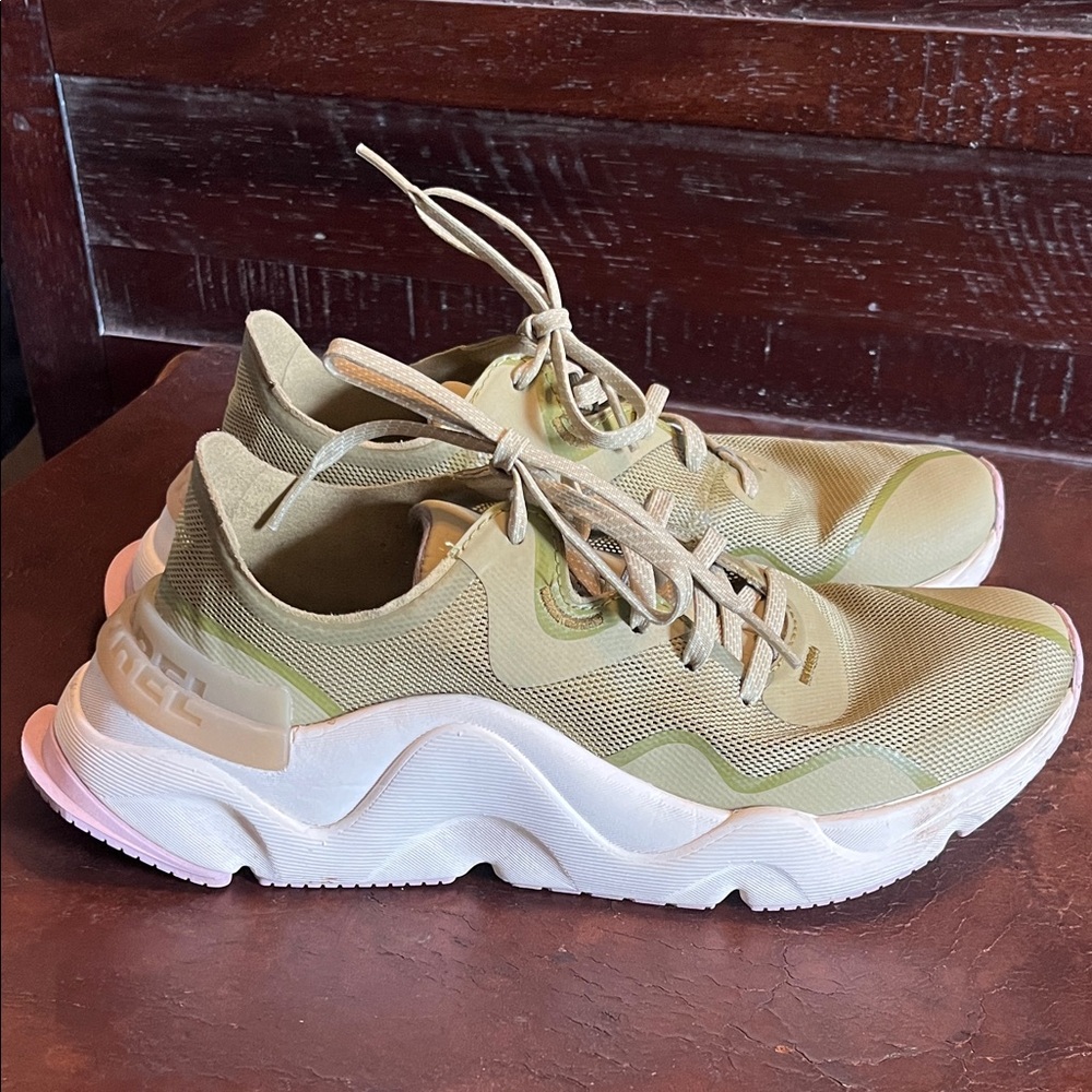 Sorel Olive Green Footwear